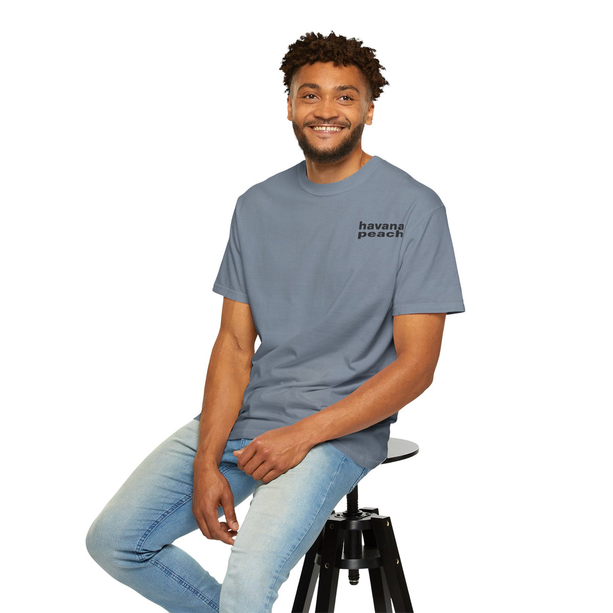 UNISEX Havana Peach Minimalist Graphic T-Shirt