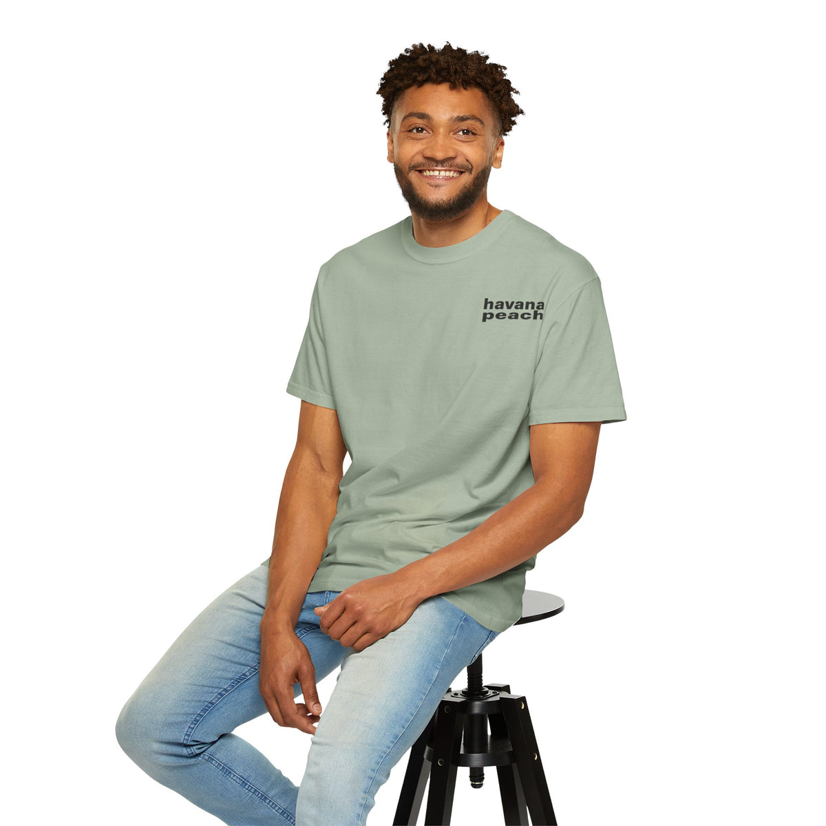UNISEX Havana Peach Minimalist Graphic T-Shirt