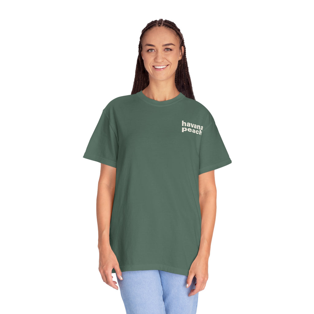 UNISEX Havana Peach Minimalist Graphic T-Shirt