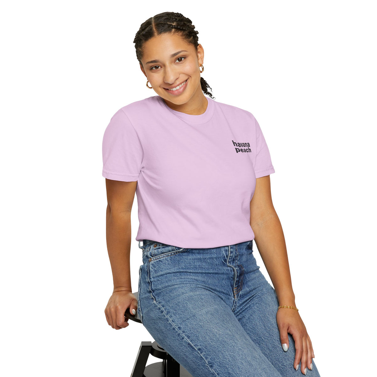 UNISEX Havana Peach Minimalist Graphic T-Shirt