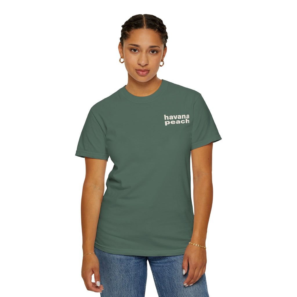 UNISEX Havana Peach Minimalist Graphic T-Shirt