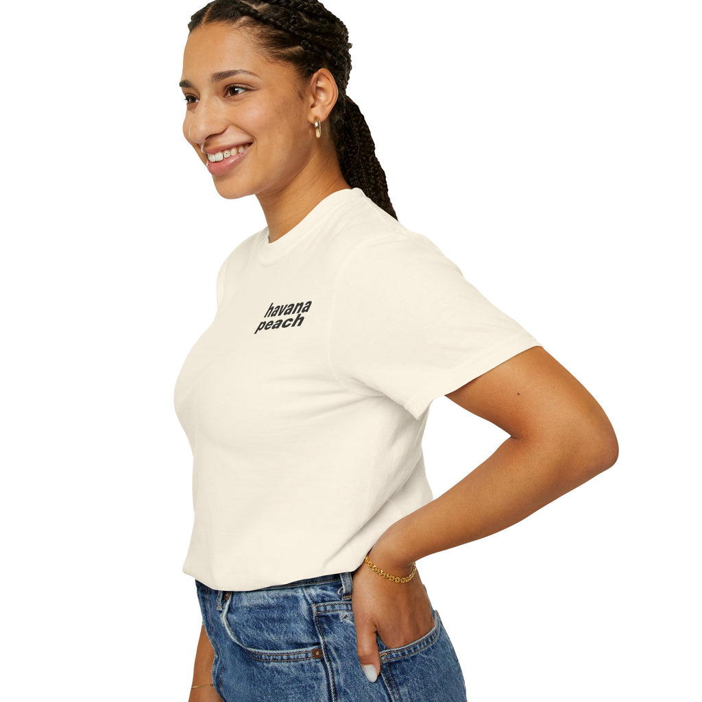 UNISEX Havana Peach Minimalist Graphic T-Shirt