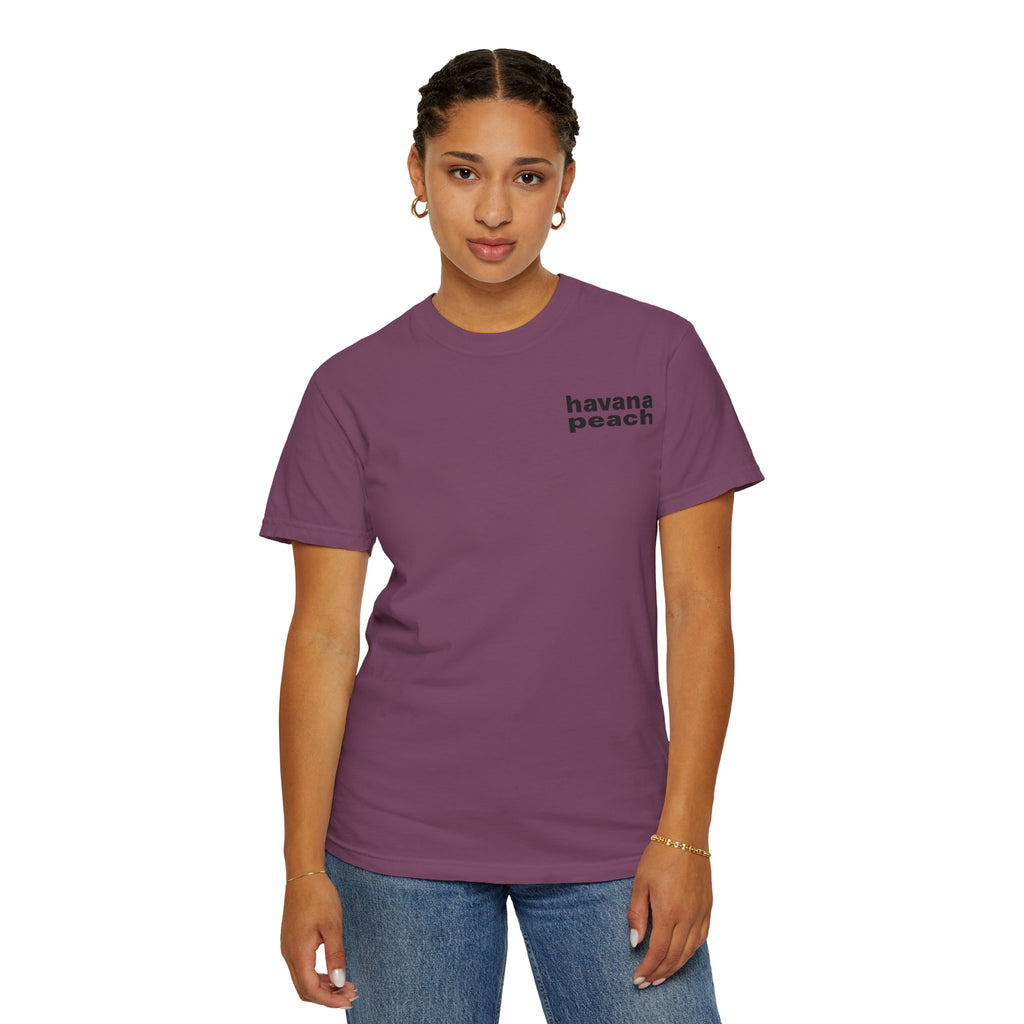 UNISEX Havana Peach Minimalist Graphic T-Shirt